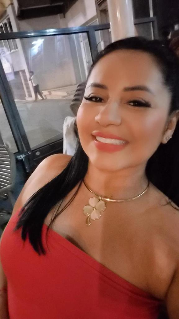 Chica busca chico en Tenerife: Chica busca chico