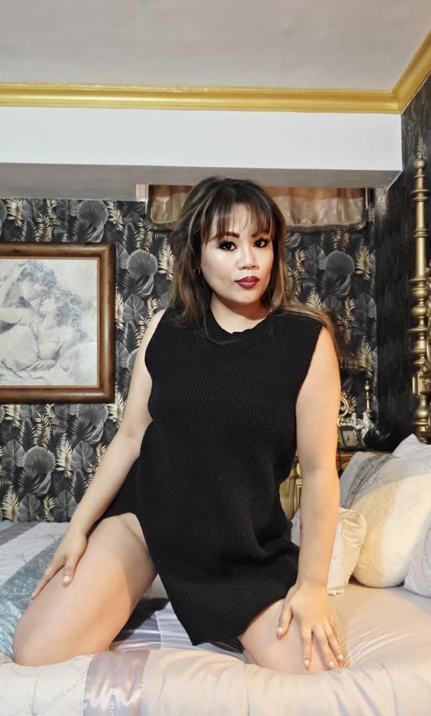 Chica busca chico en Málaga: Chica busca chico