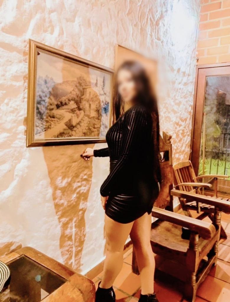 670326287: Chica busca chico en Vizcaya