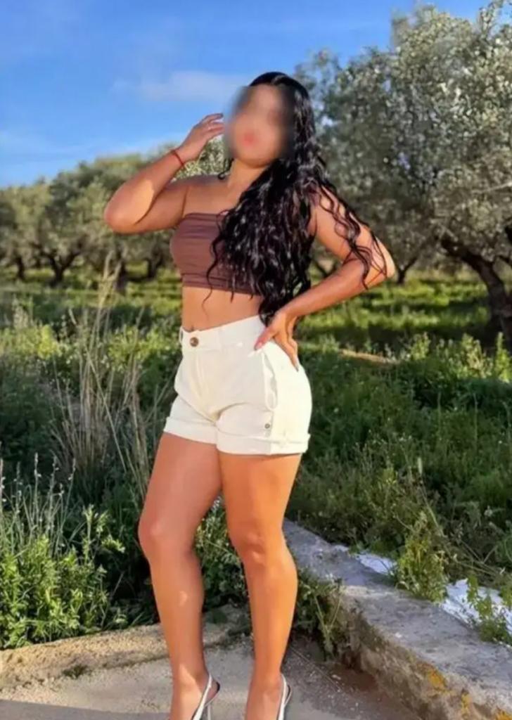 633539153: Chica busca chico en Madrid