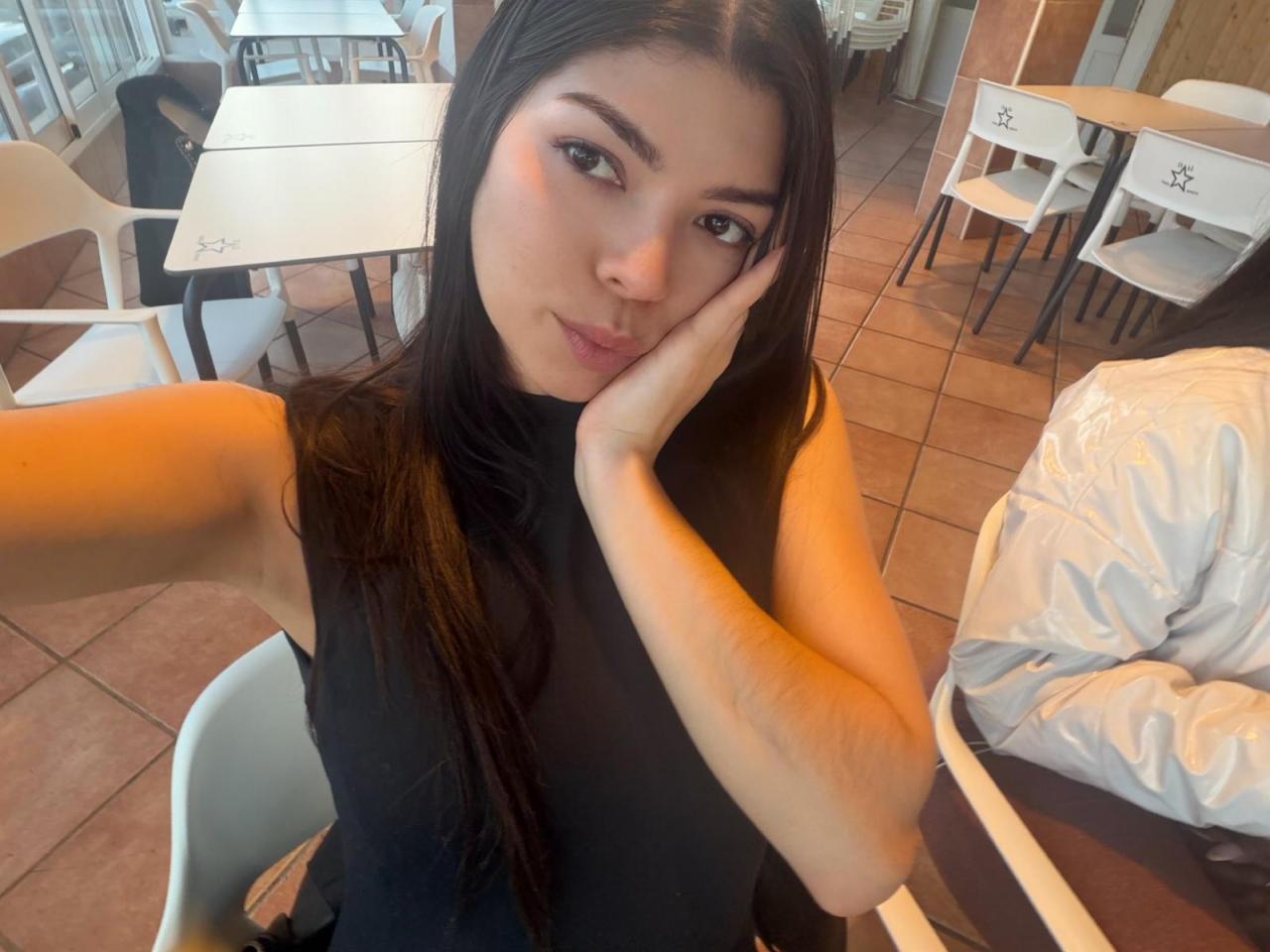 Chica busca chico en Alicante: 