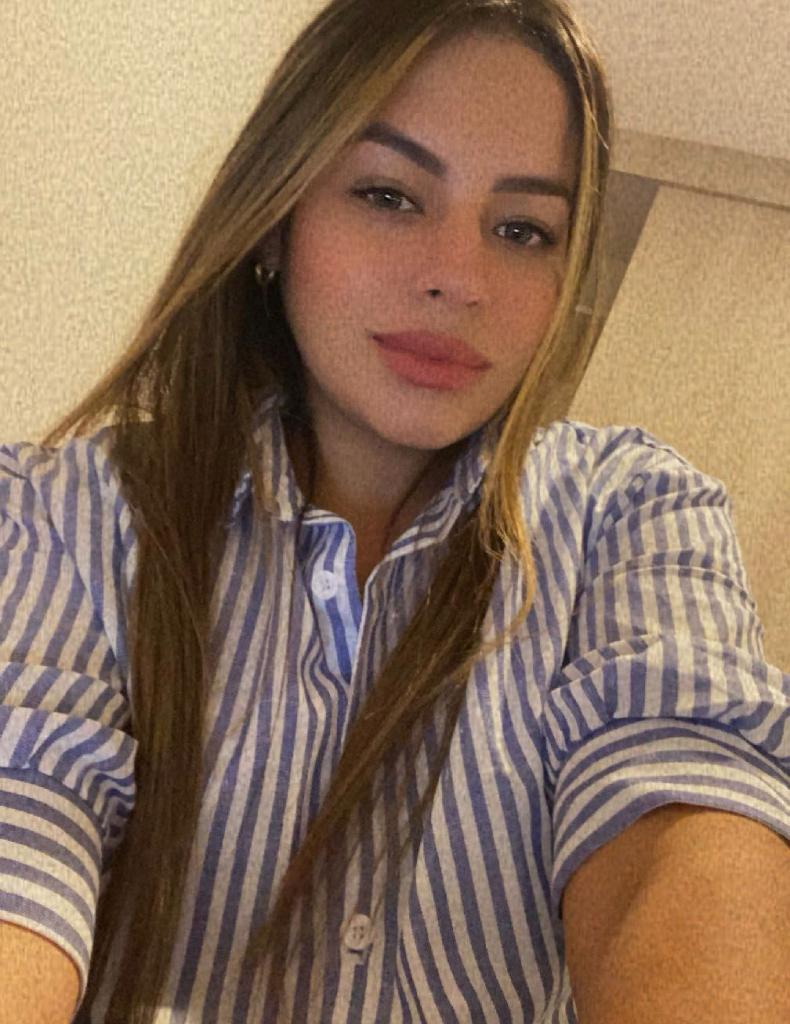 Chica busca chico en La Coruña: Chica busca chico