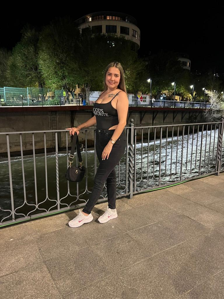 Chica busca chico en León: 