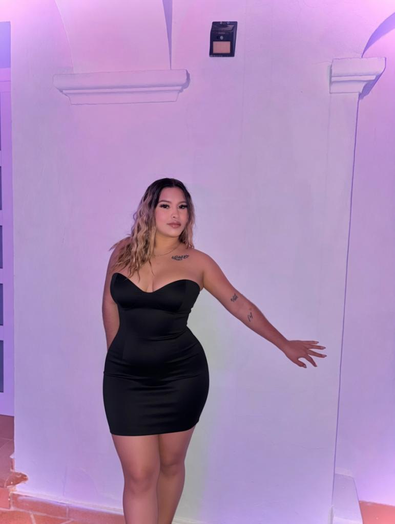 Chica busca chico en Ibiza: 