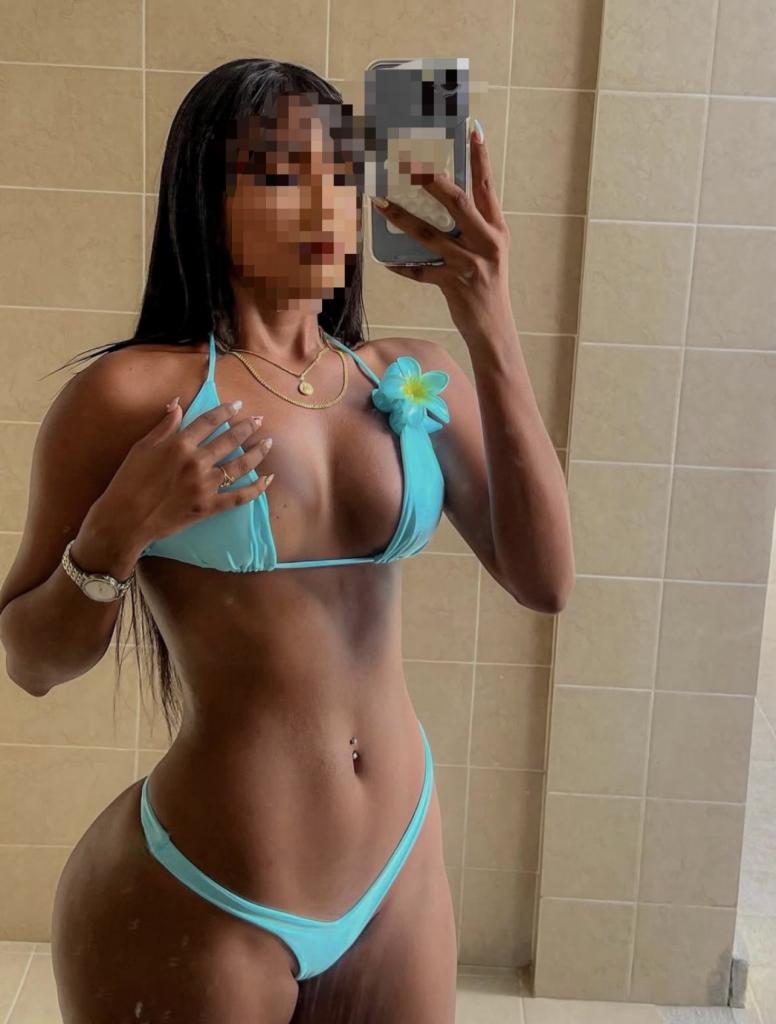 Chica busca chico en Tenerife: 