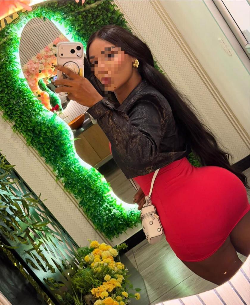 Chica busca chico en Murcia: Chica busca chico