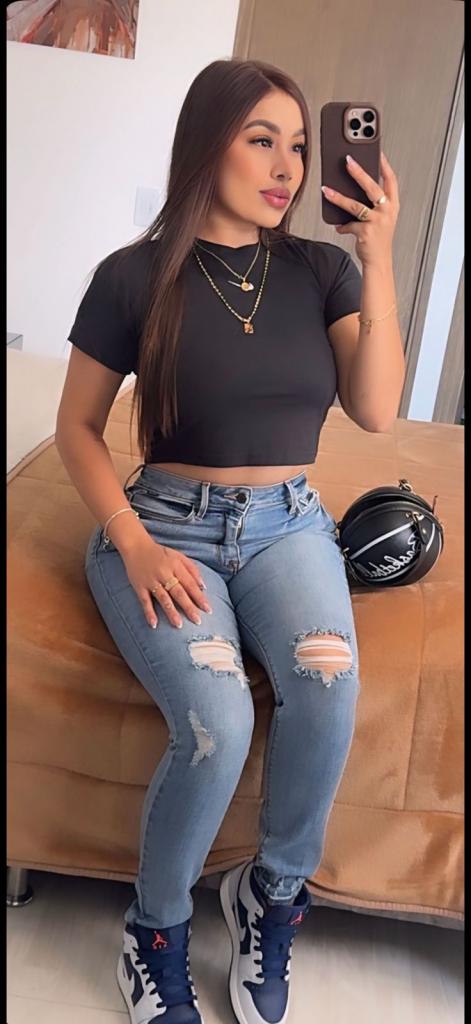 Chica busca chico en Tenerife: 