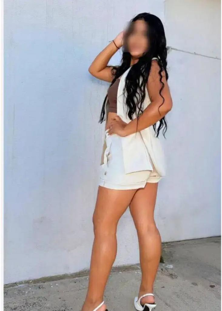 633539153: Chica busca chico en Madrid