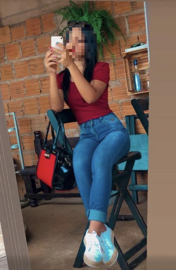 Chica busca chico en Granada: 