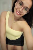 697734316: Chica busca chico en Málaga