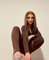 670758043: Transexual en Barcelona