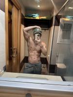 687204420: Chica busca chico en Barcelona