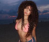 631422891: Chica busca chico en Guipúzcoa