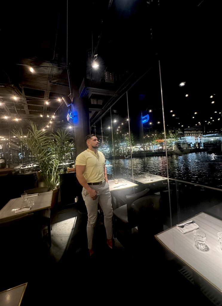 Chico busca chica en Madrid: 