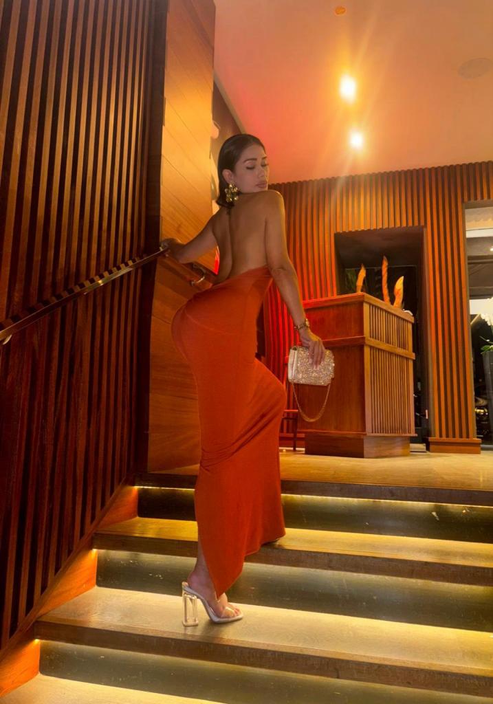 Chica busca chico en Alicante: 