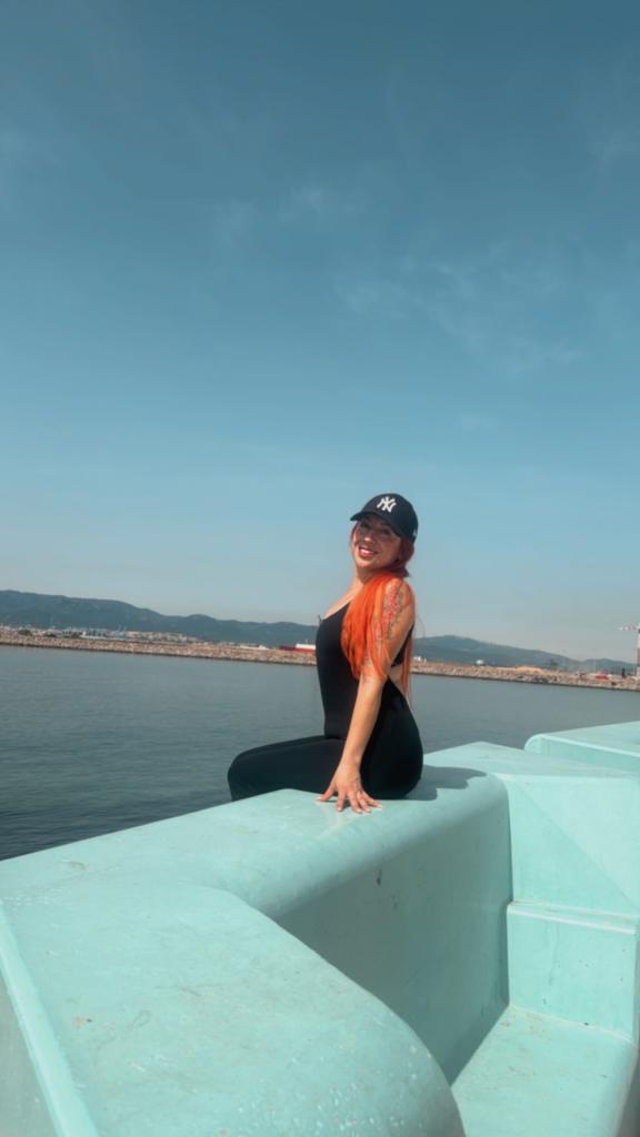 Chica busca chico en Almería: 