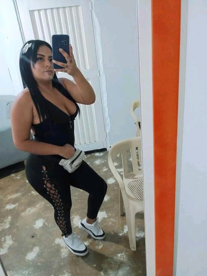612412255: Chica busca chico en Mallorca