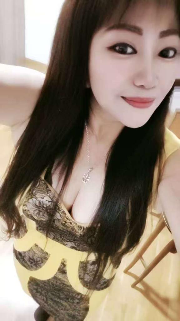 625977123: Chica busca chico en Madrid