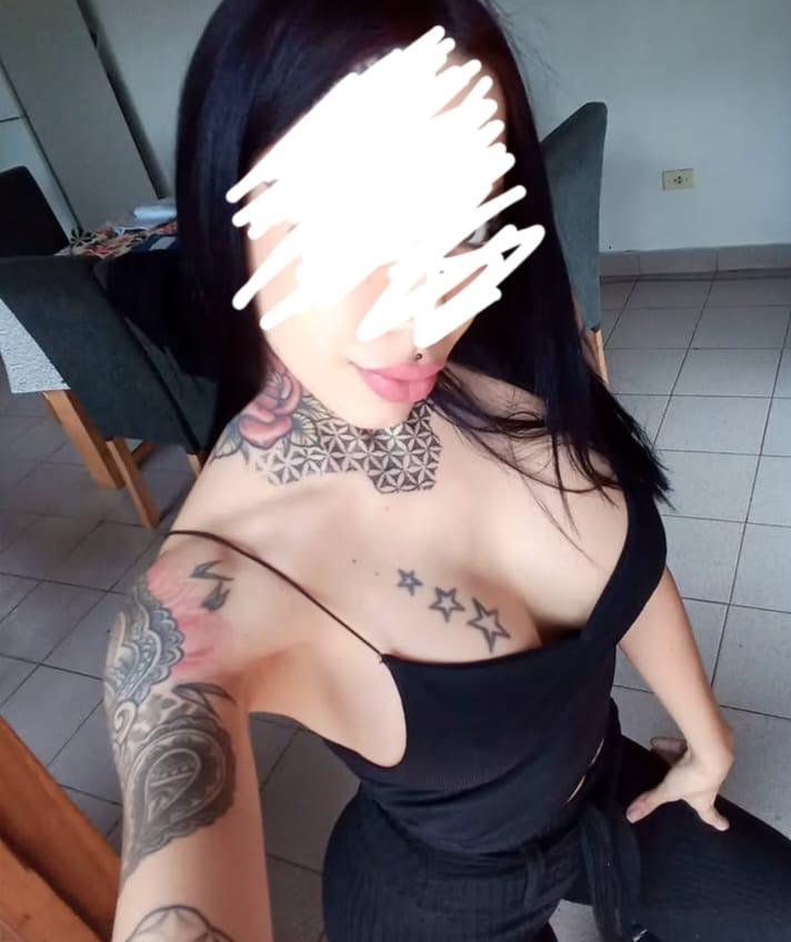 Chica busca chico en La Coruña: Chica busca chico