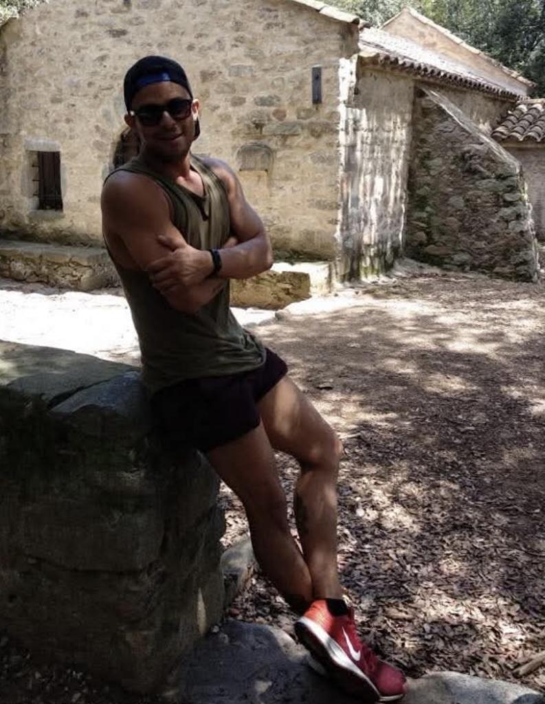 Chico busca chica en Gerona: 