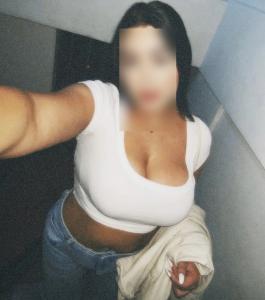 624031115: Chica busca chico en Zaragoza