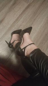 613697839: Chica busca chico en Badajoz