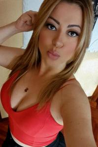 614754830: Chica busca chico en La Coruña