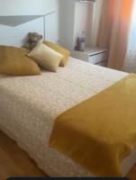 681931102: Chica busca chico en Navarra