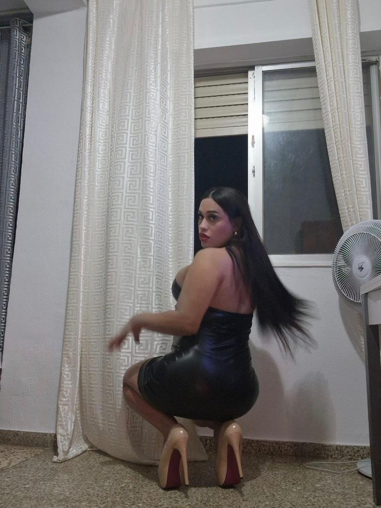 611275347: Transexual en Cantabria