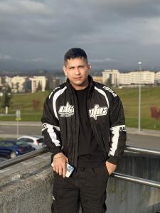 613637662: Chico busca chica en Almería