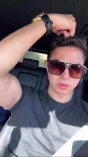 Chico busca chica en Valencia: 