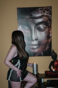 617667833: Chica busca chico en Sevilla