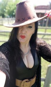 635303303: Chica busca chico en Madrid