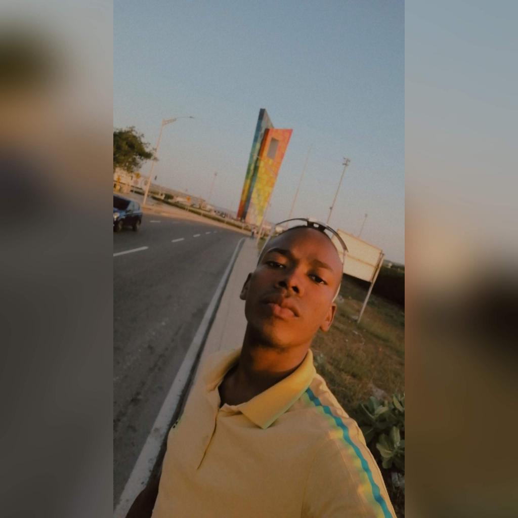 Chico busca chica en Málaga: 