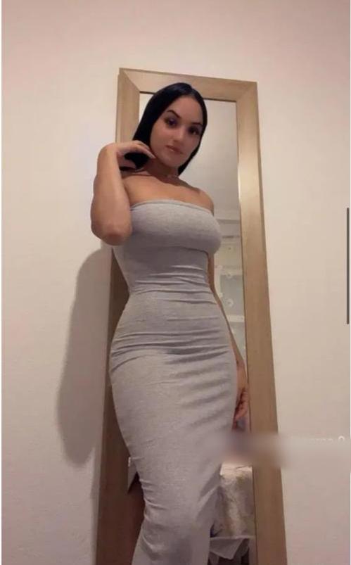 Chica busca chico en Sevilla: 