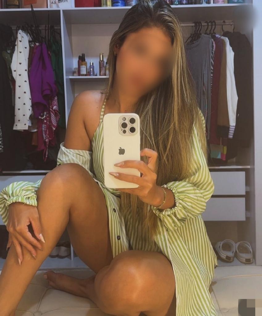 687430403: Chica busca chico en Málaga