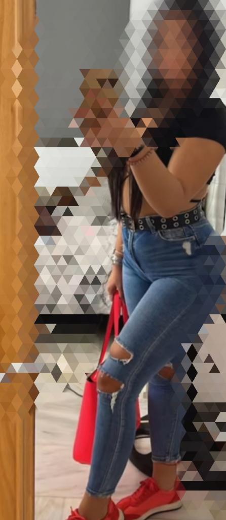 Chica busca chico en Sevilla: 