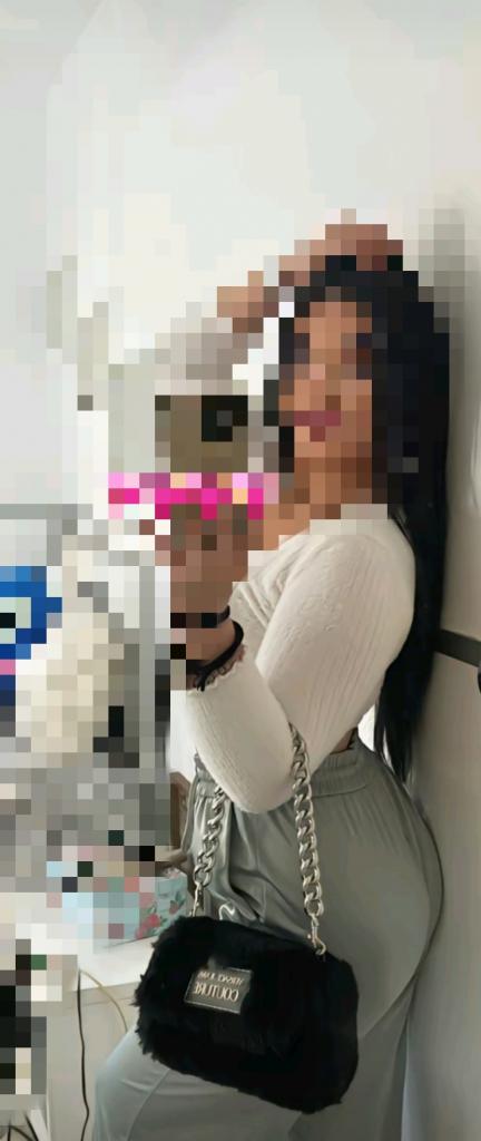 Chica busca chico en Sevilla: 