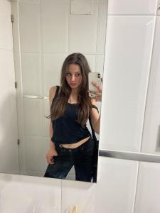 627798110: Chica busca chico en Madrid