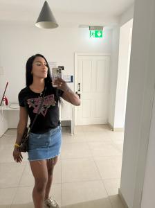 662372473: Chica busca chico en Barcelona