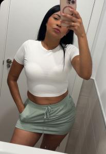 634808107: Chica busca chico en Tarragona