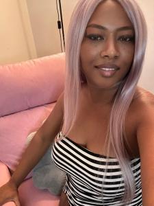 666870110: Chica busca chico en Madrid