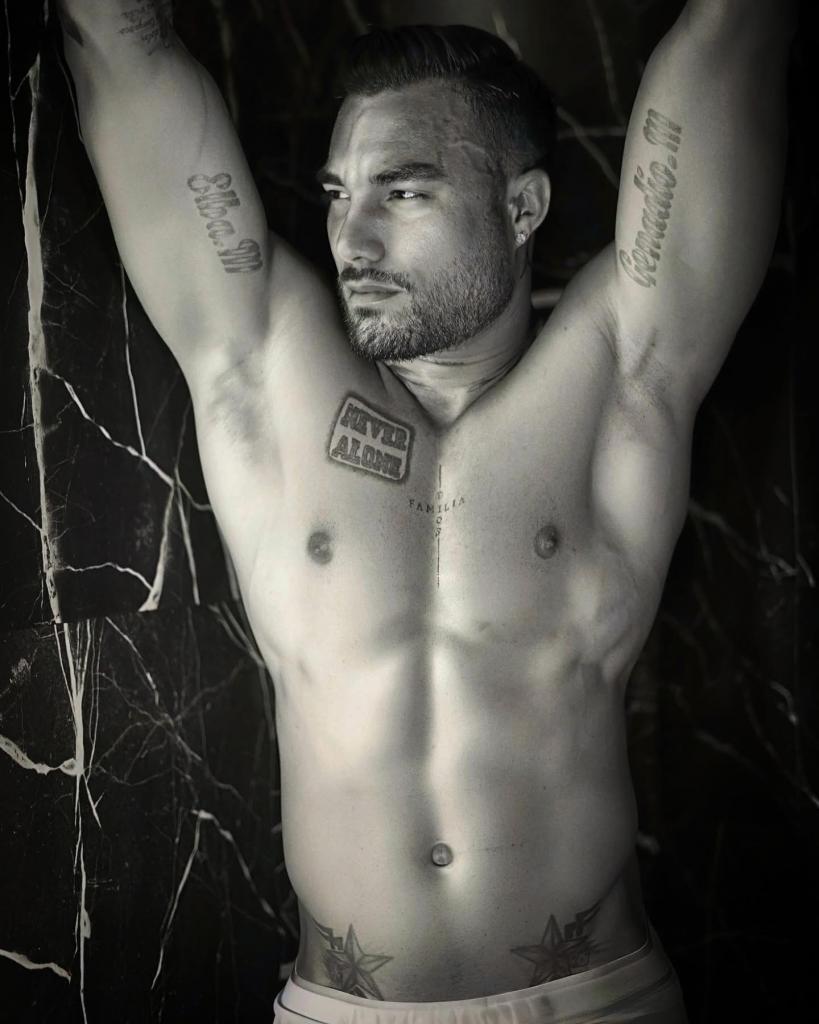 612561084: Chico busca chica en Madrid