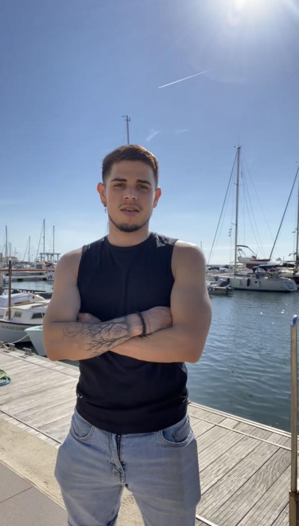 Chico busca chica en Madrid: 