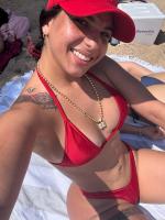 604213613: Chica busca chico en Gerona