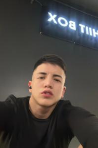 Chico busca chica en Valencia: 