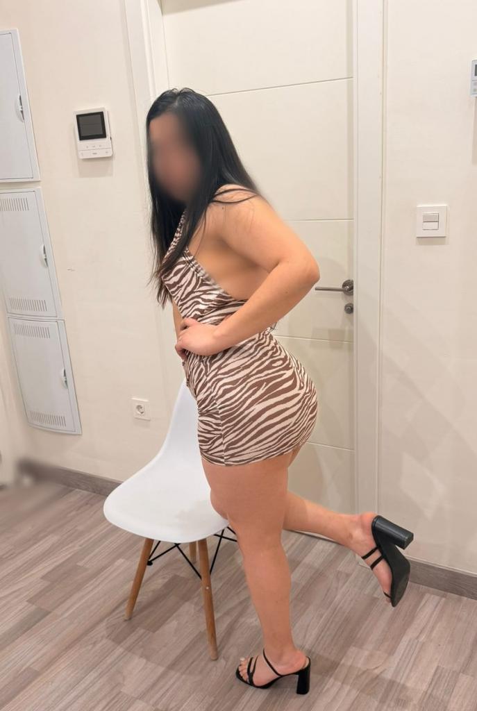 Chica busca chico en Granada: 