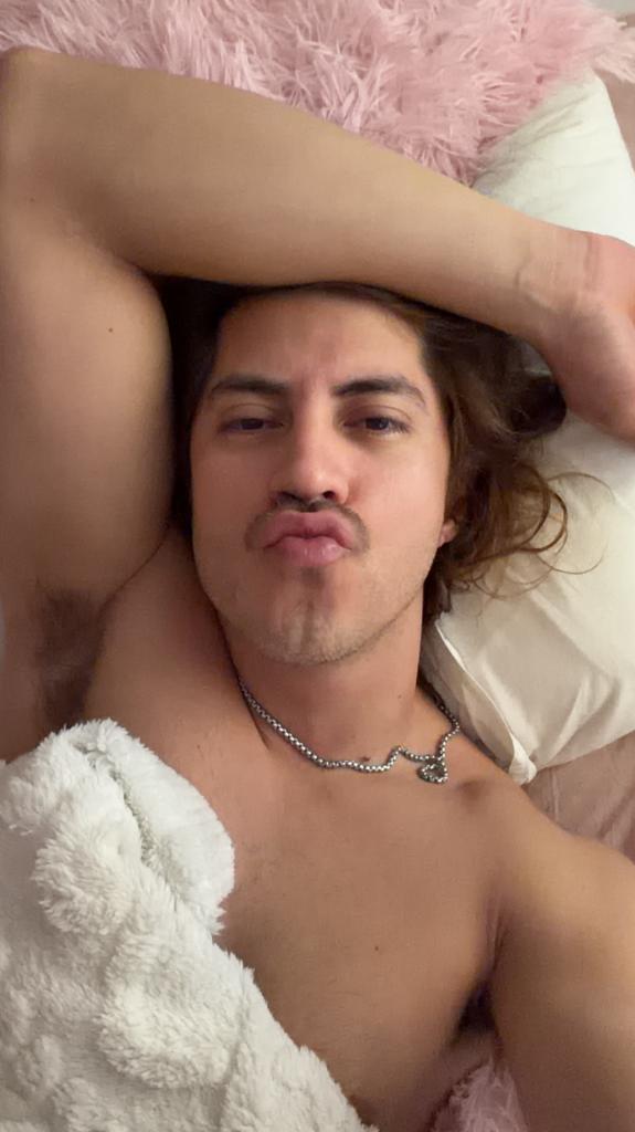 Chico busca chica en Lugo: 