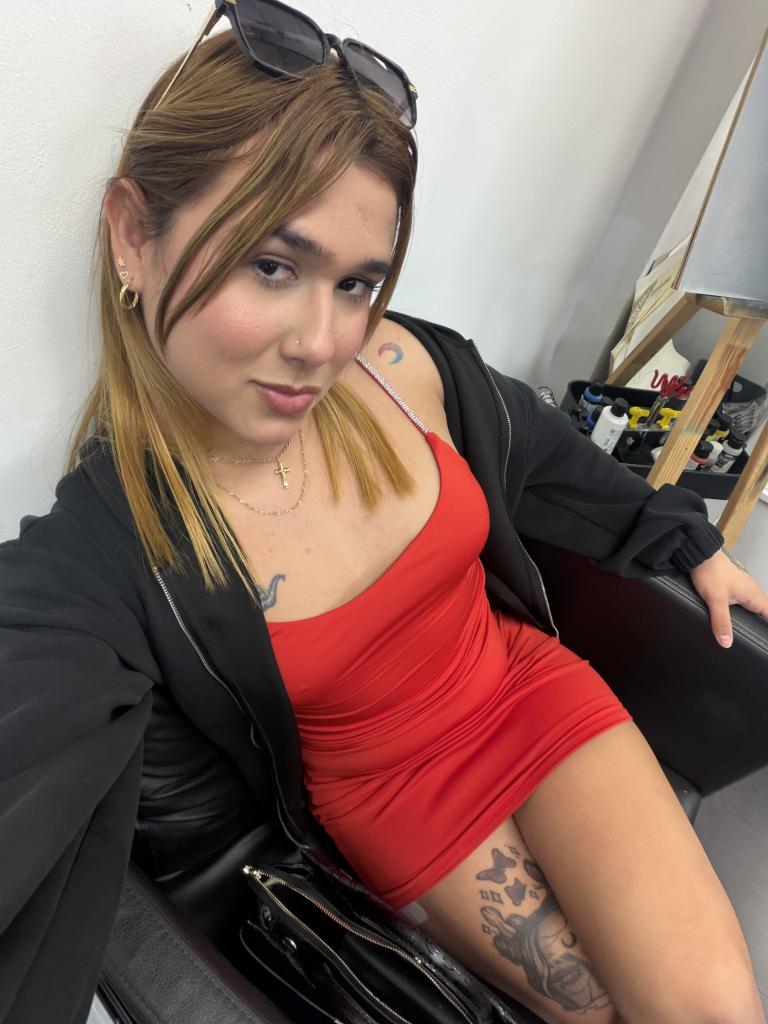 647281849: Transexual en Tenerife