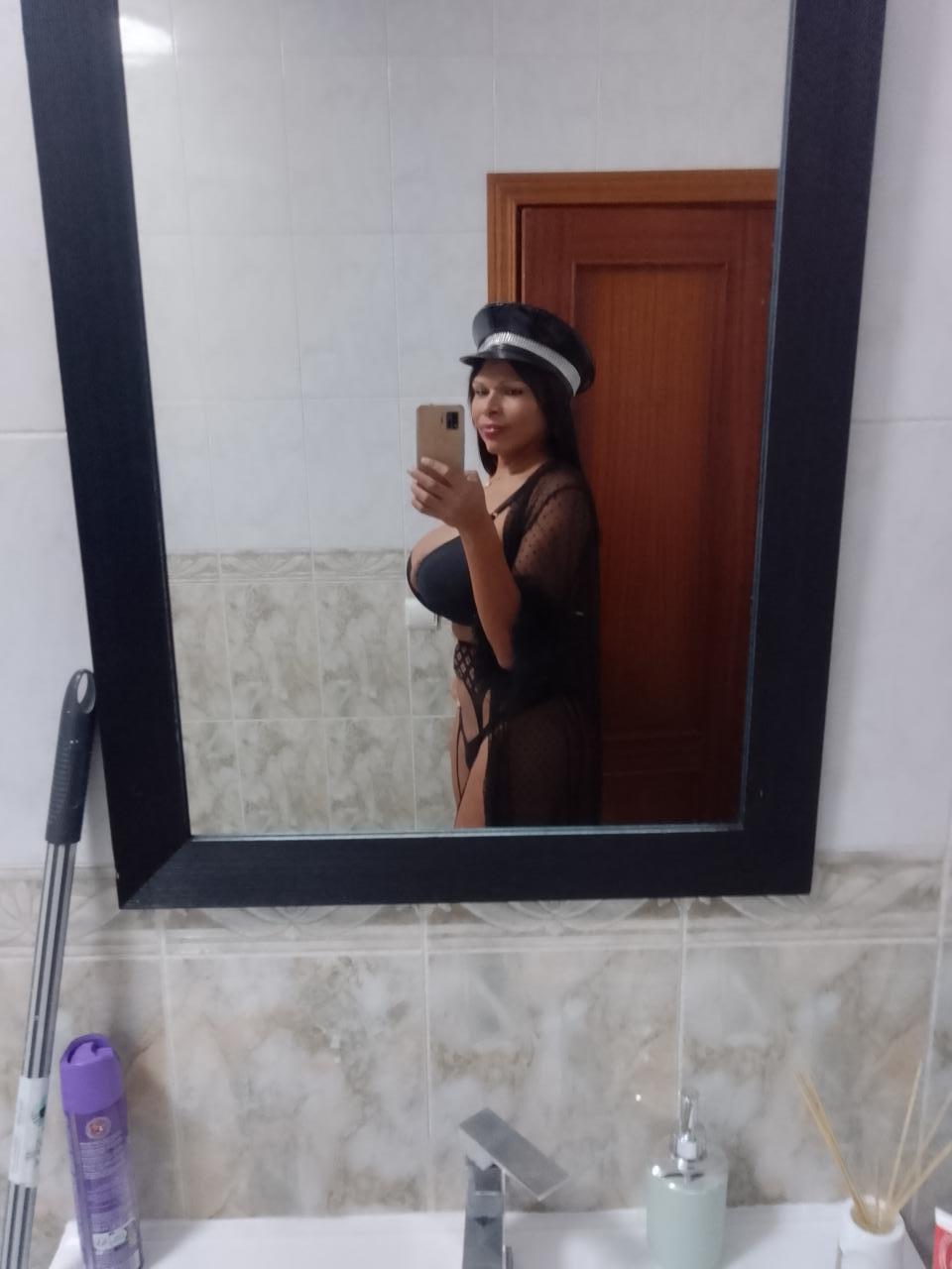 Chico busca chica en Las Palmas: 